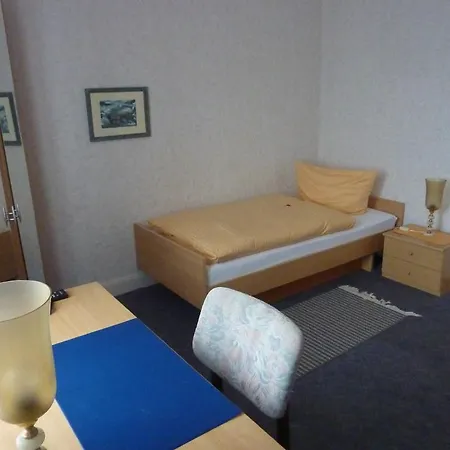 Oranien Hotel 2*